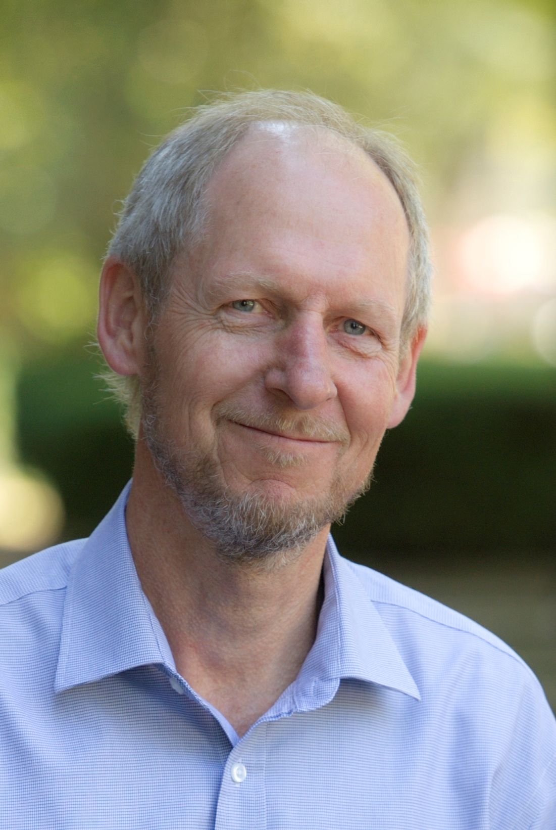 Headshot of Peter Pauls